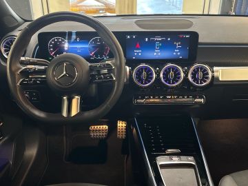 Mercedes GLB 200 - 9