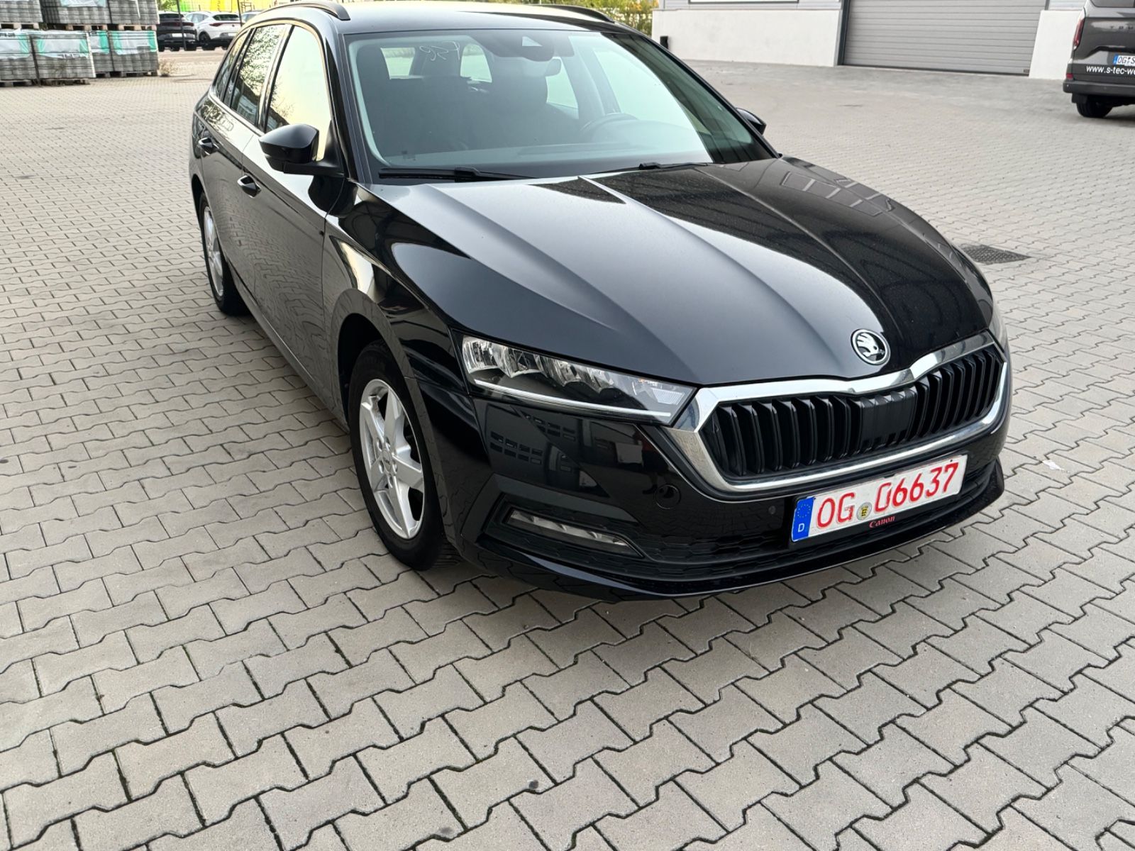 Skoda Octavia - 1