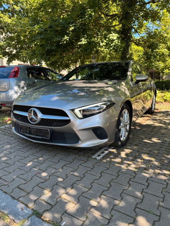 Image of Mercedes-Benz A 180
