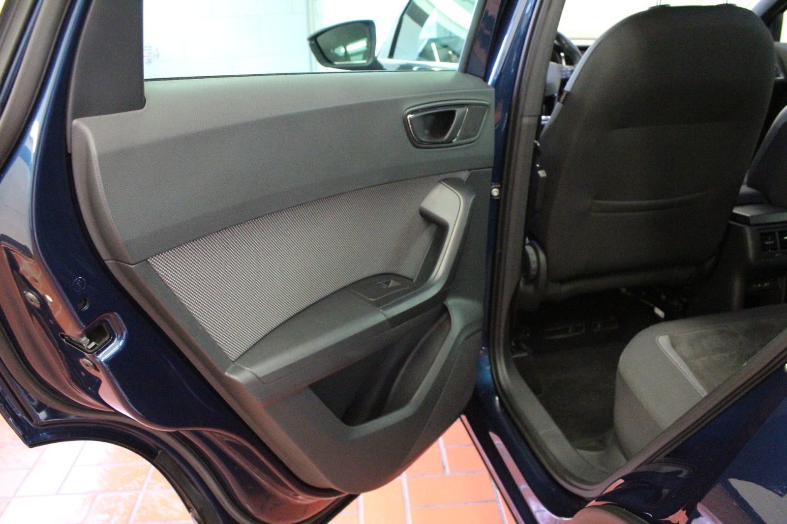 Fahrzeugabbildung SEAT Ateca 1.5 TSI ACT 110kW Xcellence DSG *Winterräd