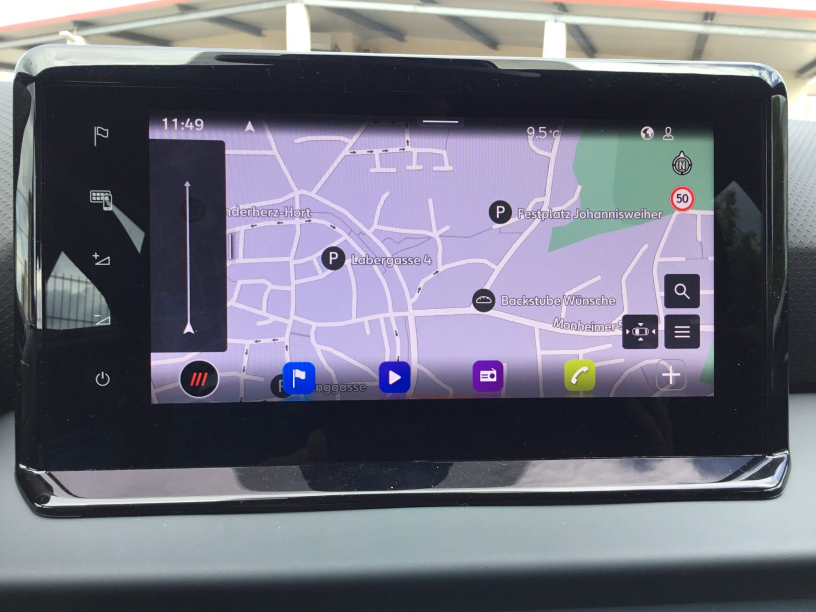 Fahrzeugabbildung SEAT Arona 1.0 TSI Style DSG+AHK+ACC+Navi+Kamera