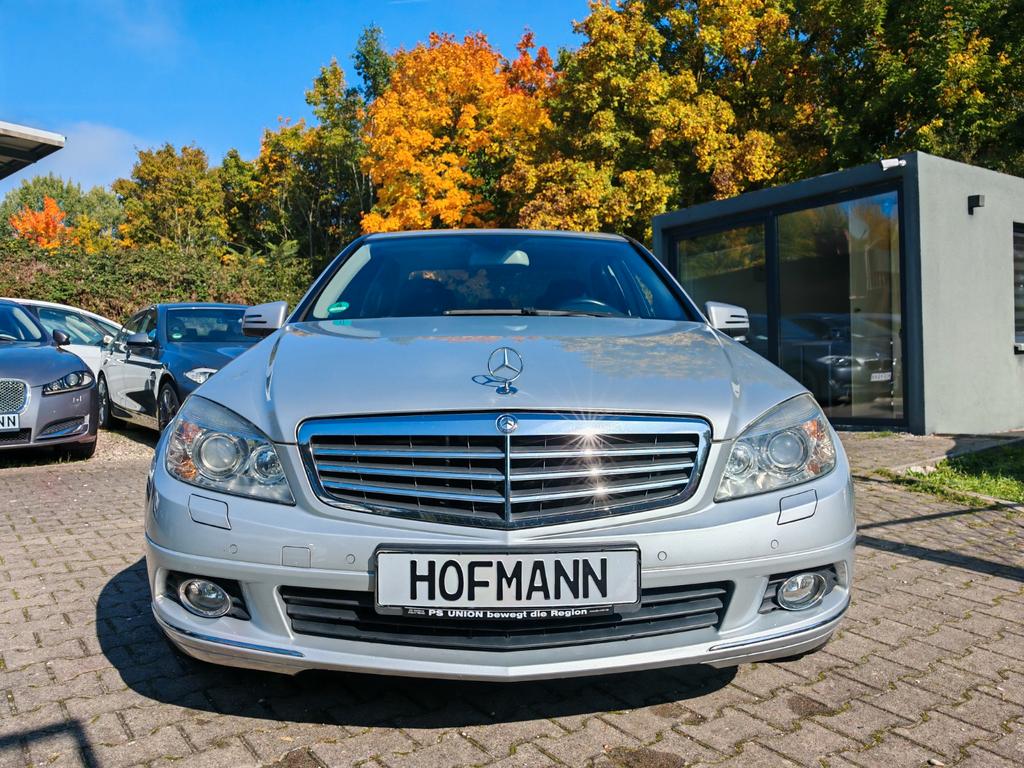 Mercedes-Benz C 230