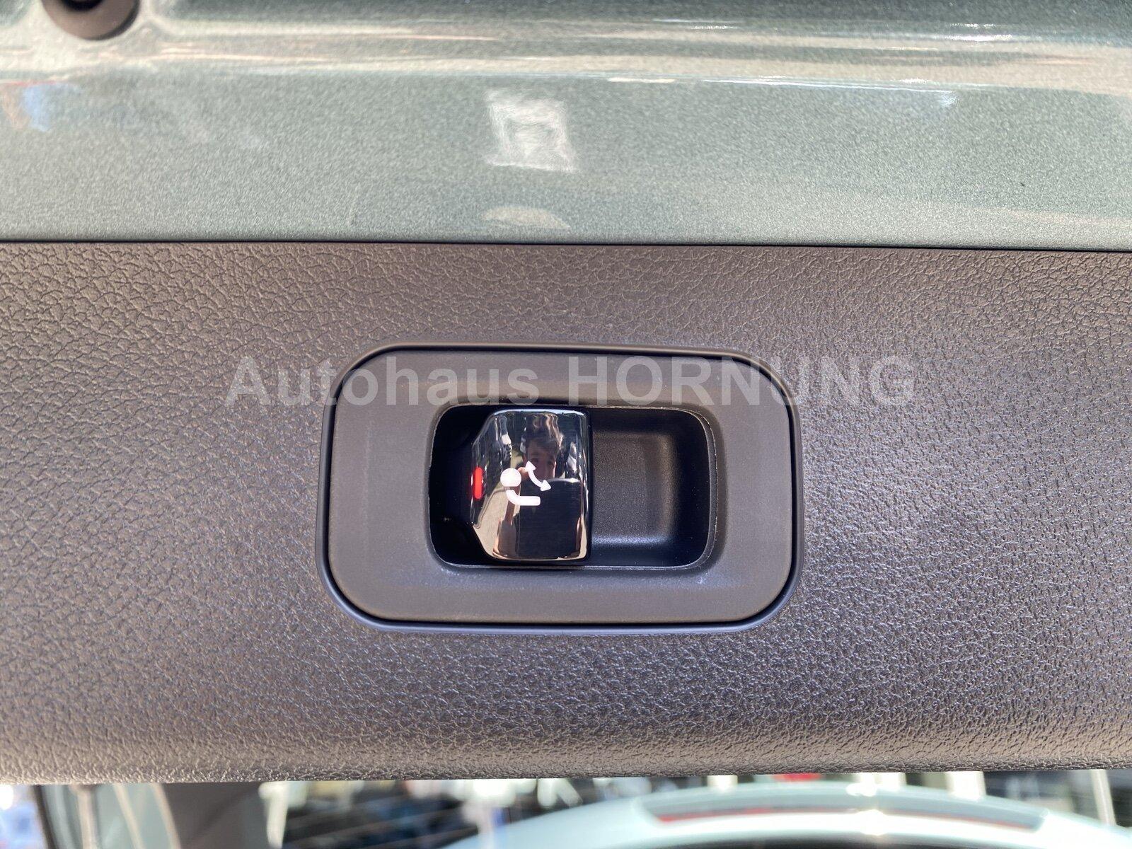 Mercedes-Benz E 220 d T-Modell AMG 360 DISTR AHK PANOSD MEMORY