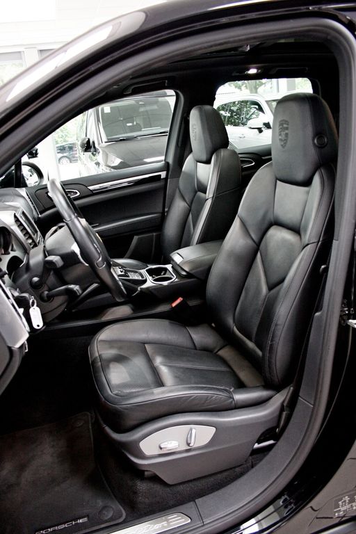 Porsche Cayenne Diesel 2. Besitz LUFT BOSE PANO LEDER