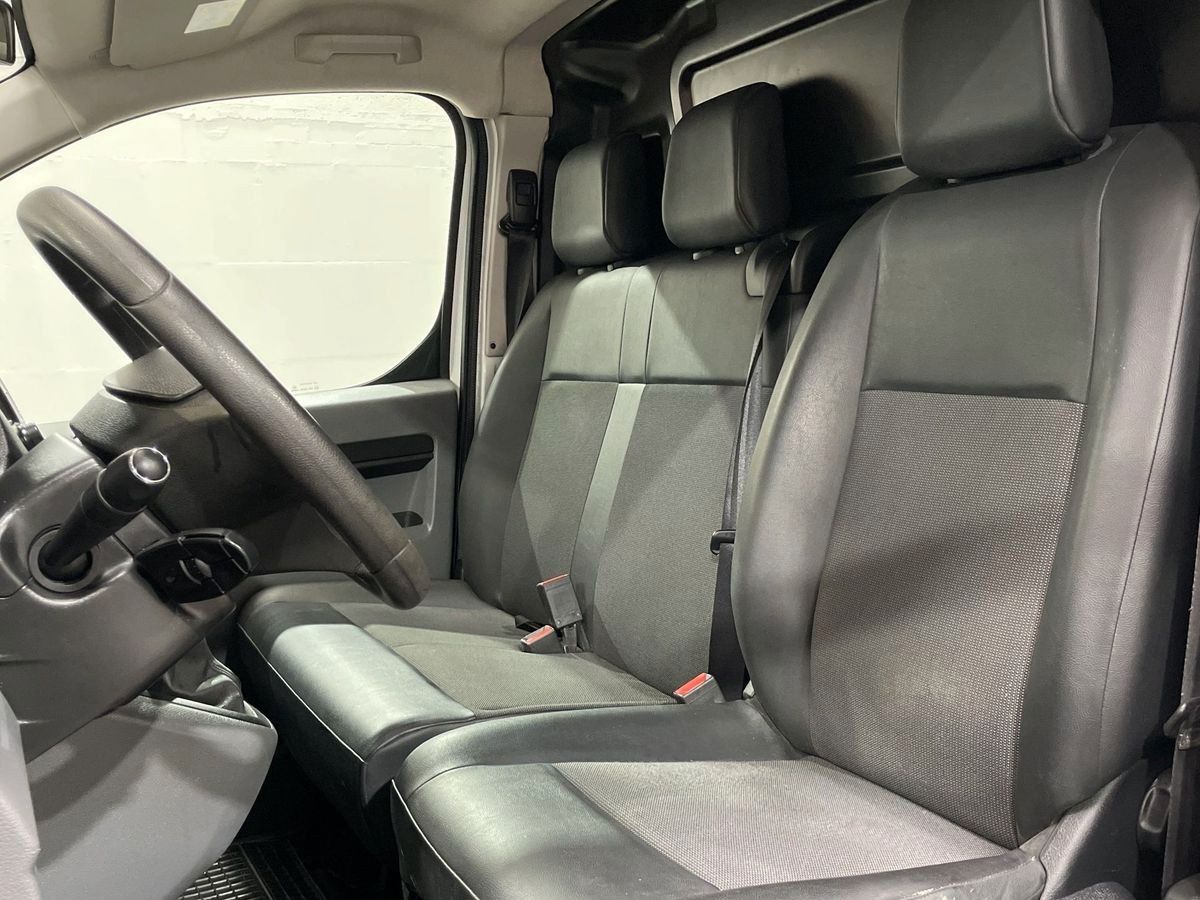 Fahrzeugabbildung Opel Vivaro Edition L(L3) Sortimo#Kamera#Klima#Totwin