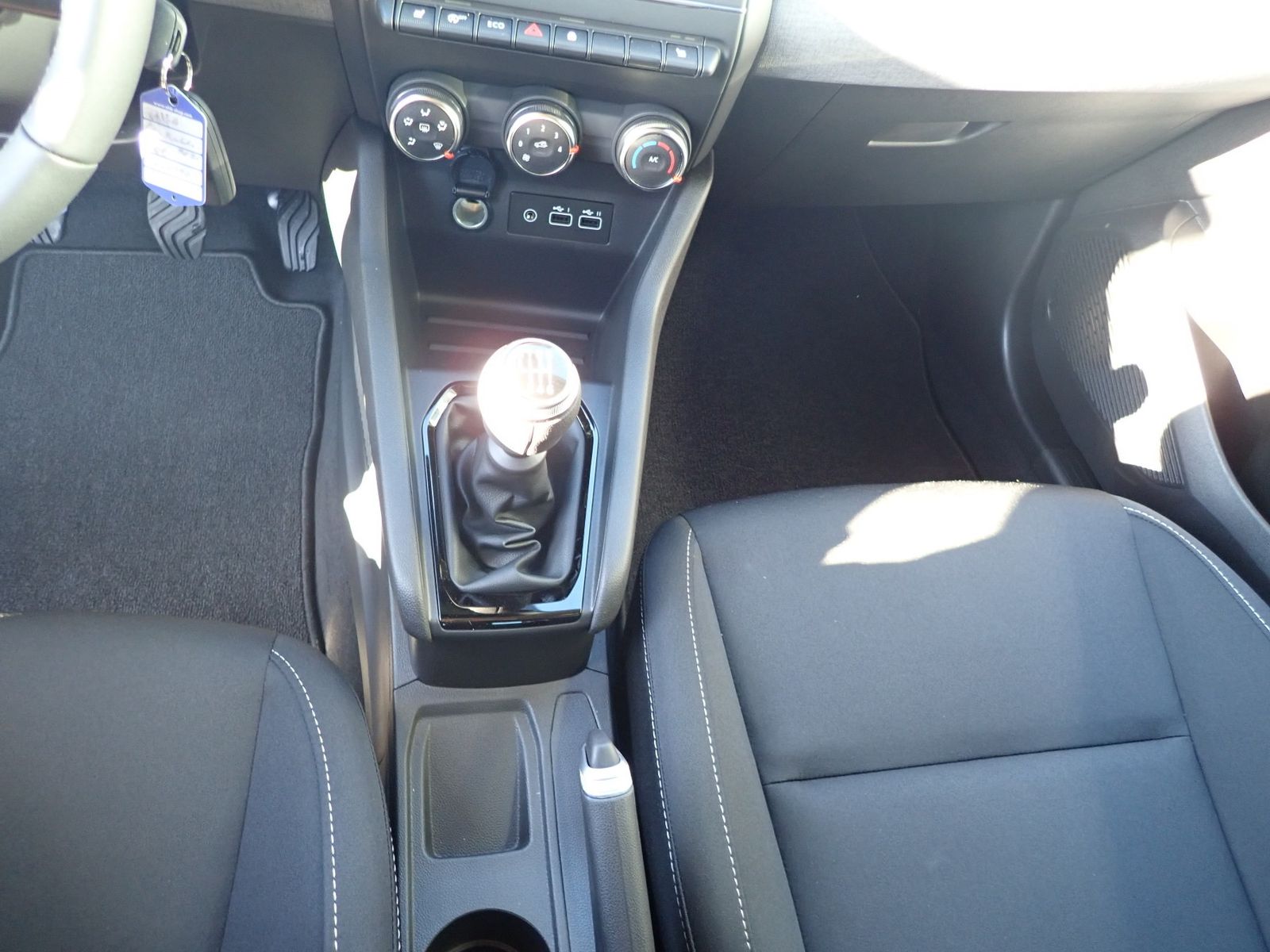 Fahrzeugabbildung Renault Clio Evolution TCe 90