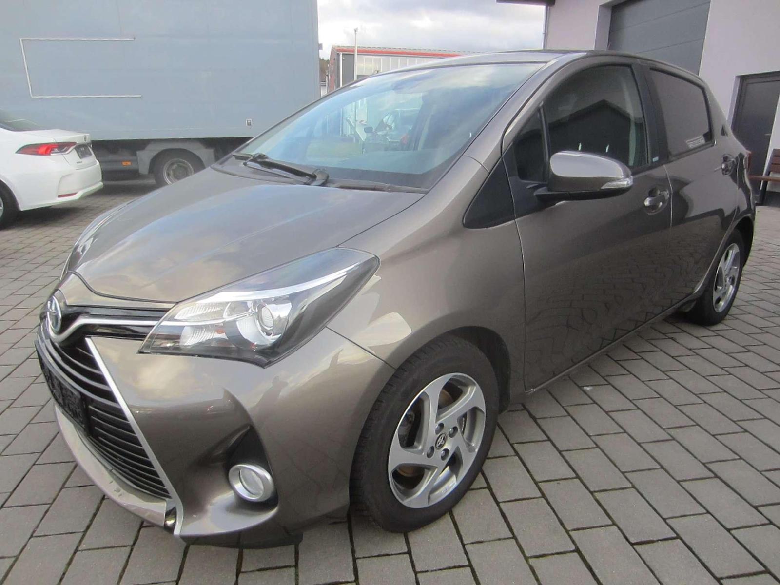 Toyota Yaris Edition-S Hybrid,Navi,Kamera,Sitzheizung,G