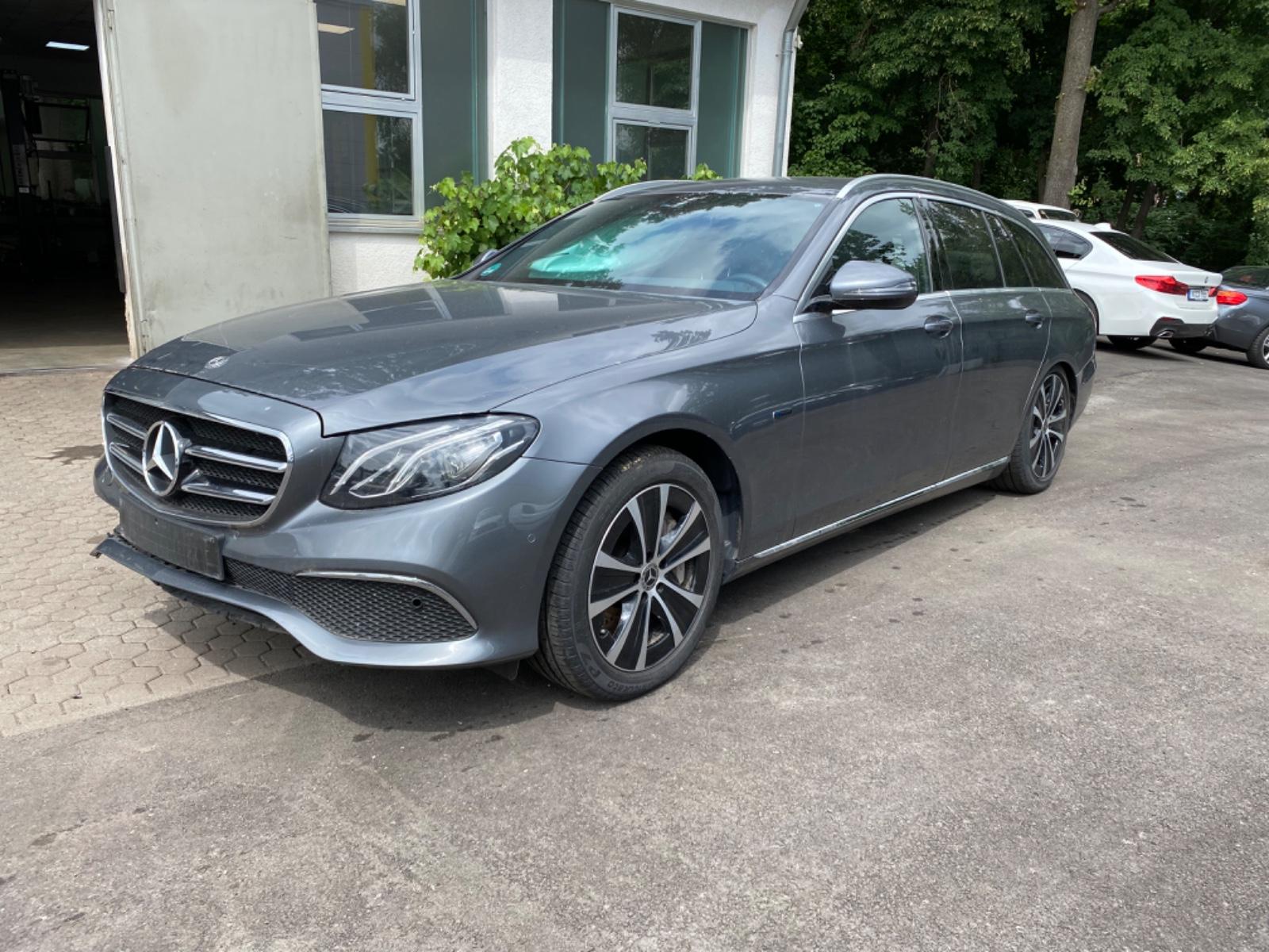 Mercedes-Benz E 300 de T-Modell EQ Power