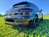 Porsche Macan S Diesel 4 Punkt LED All Black Bose - Porsche Gebrauchtwagen in Nürnberg