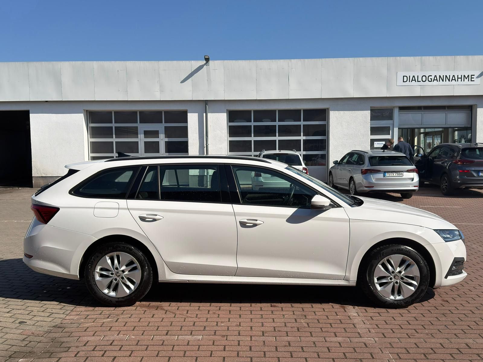 Fahrzeugabbildung SKODA Octavia Combi Ambition