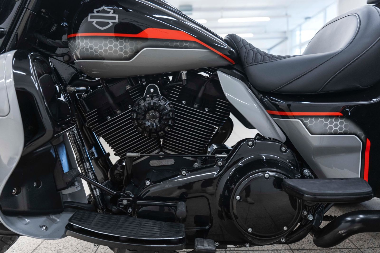 Fahrzeugabbildung Harley-Davidson FLHTCUTG TRI GLIDE ULTRA