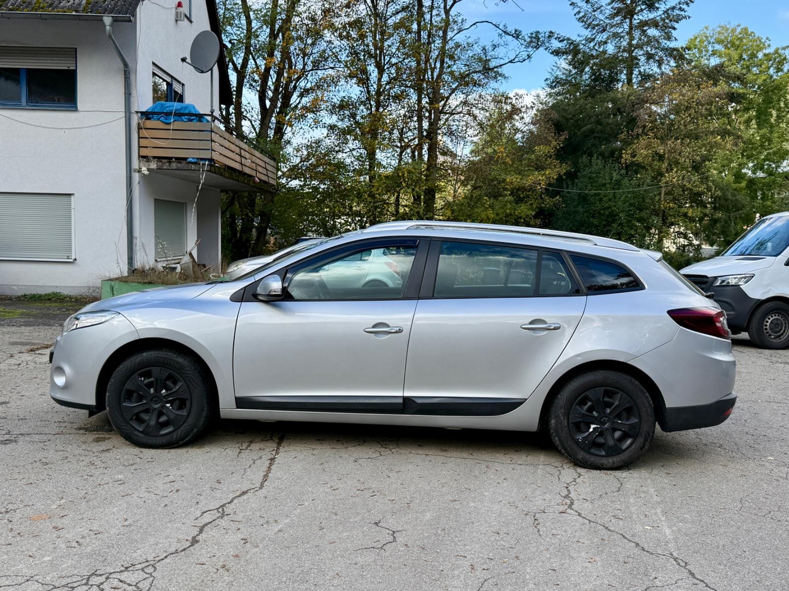 Renault Megane 2012 — photo 6