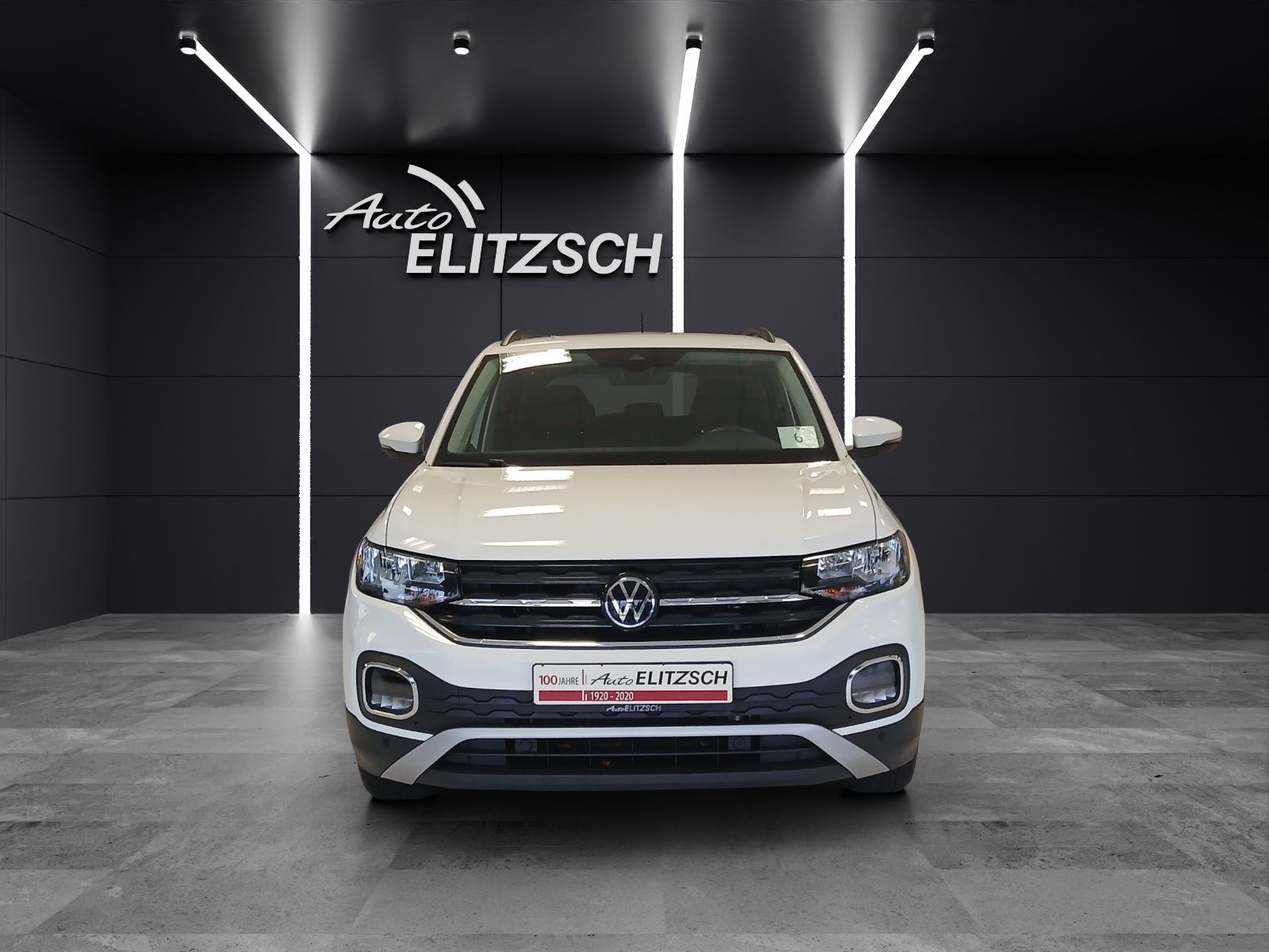 Fahrzeugabbildung Volkswagen T-Cross TSI Move RFK AHK App-Co. SHZ ACC Climatr