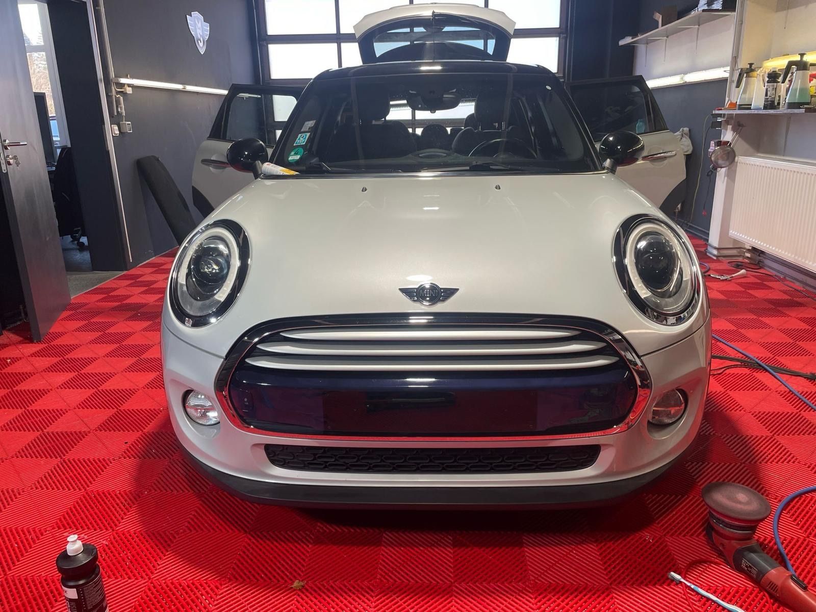 Fahrzeugabbildung MINI COOPER Mini 5-trg. Cooper