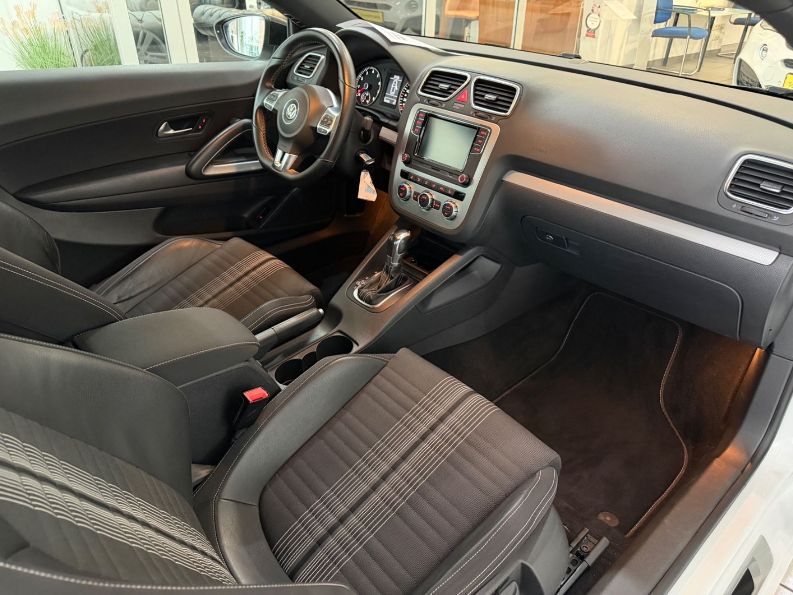 Fahrzeugabbildung Volkswagen Scirocco 2.0 TSI 155 kW Match