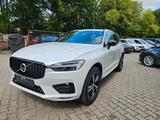 Volvo XC60 R Design AWD 360grad-Kamera,HEADSUPDISPLAY - Volvo XC60: R Design