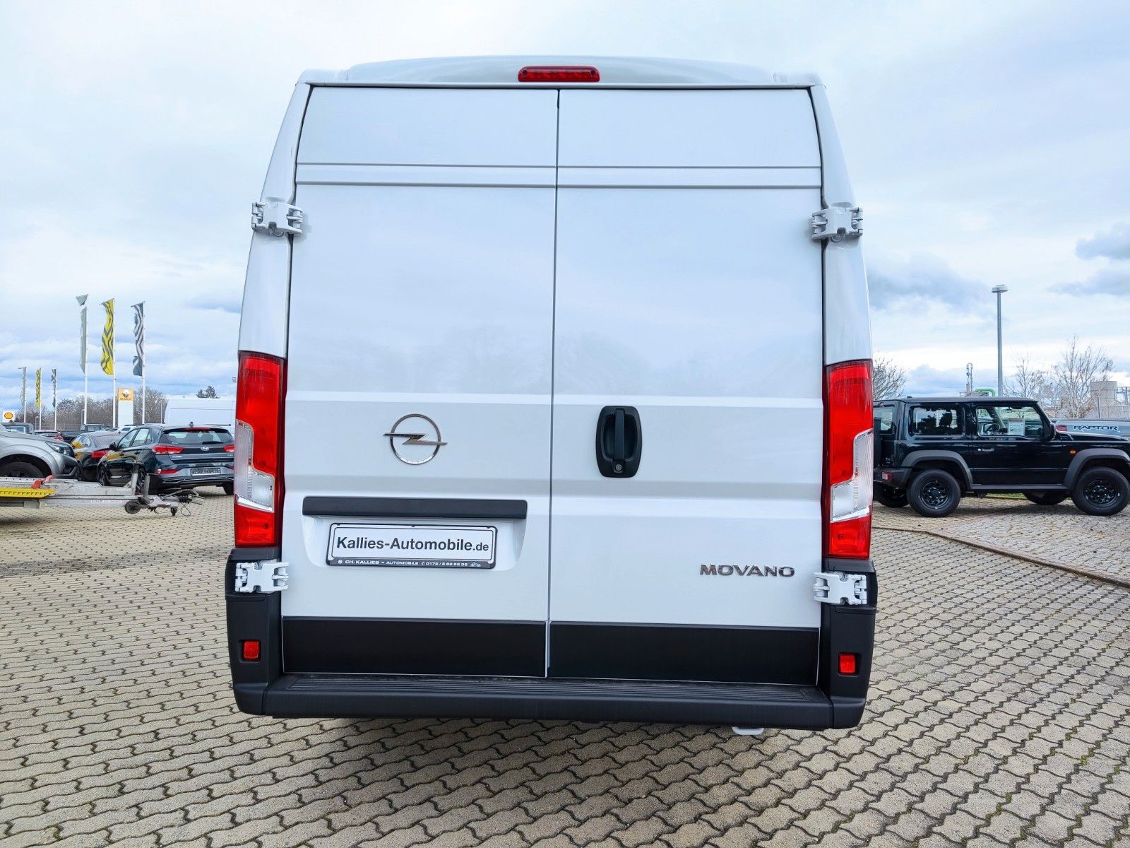 Fahrzeugabbildung Opel MOVANO L4H2 140 3,5toHEAVY+KLIMA+ALLWETTERREIFEN