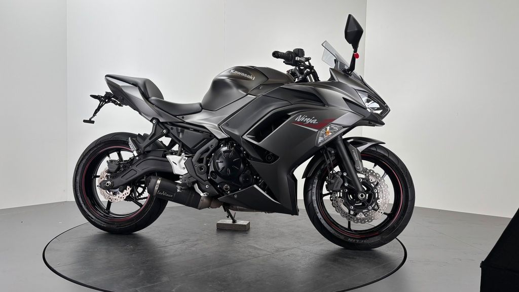 Fahrzeugabbildung Kawasaki NINJA 650 *SCHECKHEFTGEPFLEGT *GEPFLEGT