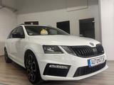 Skoda Octavia RS Combi/Automatik/1.Hand/Vollausttatung - Skoda Octavia: Winterreifen