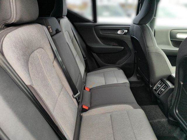 VOLVO XC 40 (Bild 19 von Array)