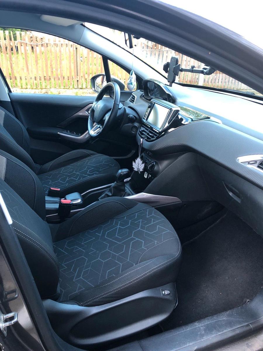 Peugeot 2008 2015 — photo 15