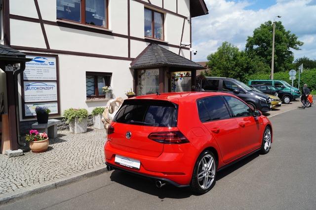 Volkswagen Golf VII GTI Performance ACC-LED-Carplay-Sitzh.