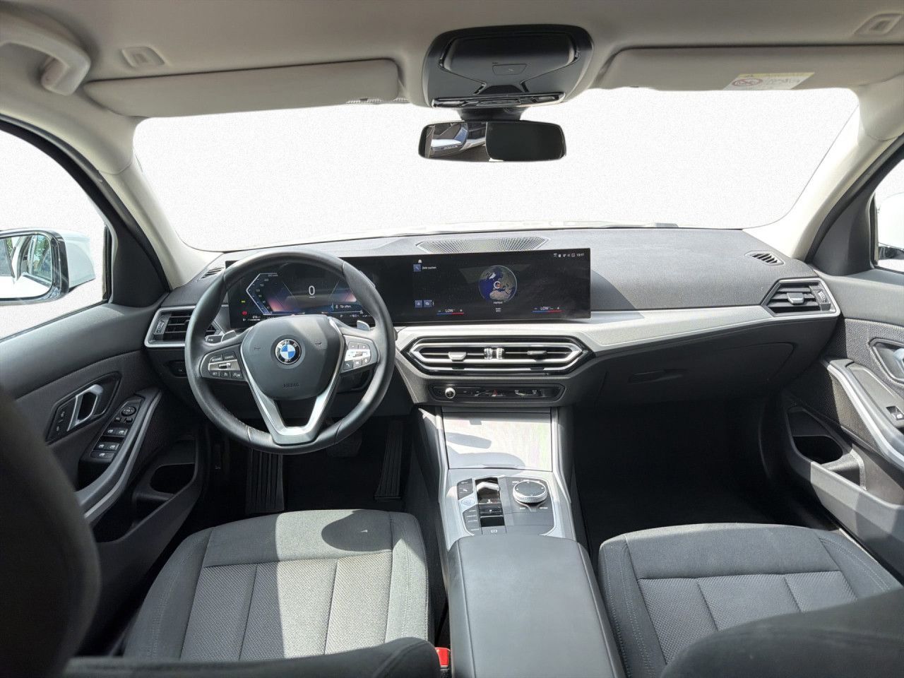 BMW 320d Lim xdrive Aut. DA,PDC,LiCo+,SHZ,LED,Tempo foto 13