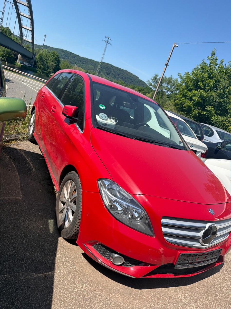 Mercedes-Benz B 200 B B 200 CDI