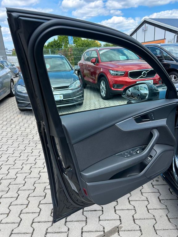 Car Image 29
