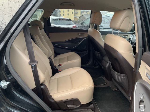 Fahrzeugabbildung Hyundai GRAND SANTA FE 2.2 CRDI Premium 4WD 6 Sitzer