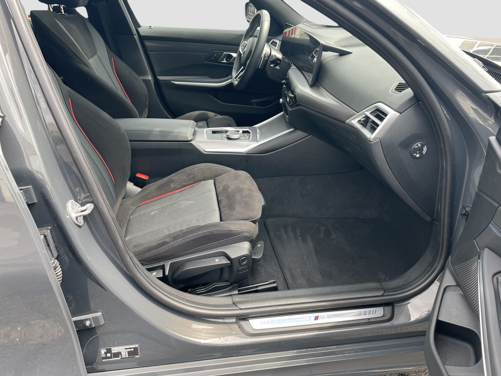 BMW 320 - Bild 11