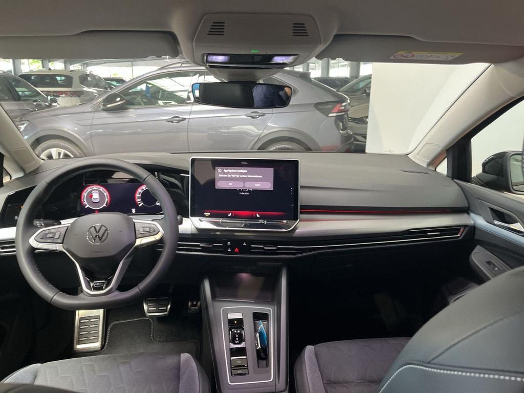 Volkswagen Golf 8