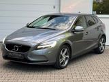 Volvo V40 Momentum 2.0l 152PS/Navi/Kamera/LED/Sitzheiz