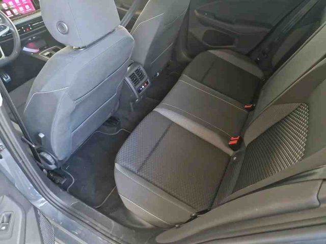 Golf VIII 2.0 TDI DSG ACTIVE MATRIX+HUD+PANO+ACC