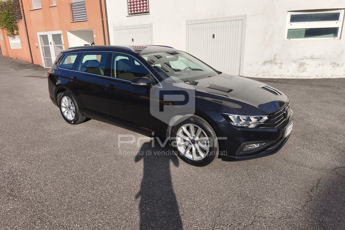 Volkswagen VOLKSWAGEN Passat Variant 2.0 TDI SCR 122 CV EVO imagem 3