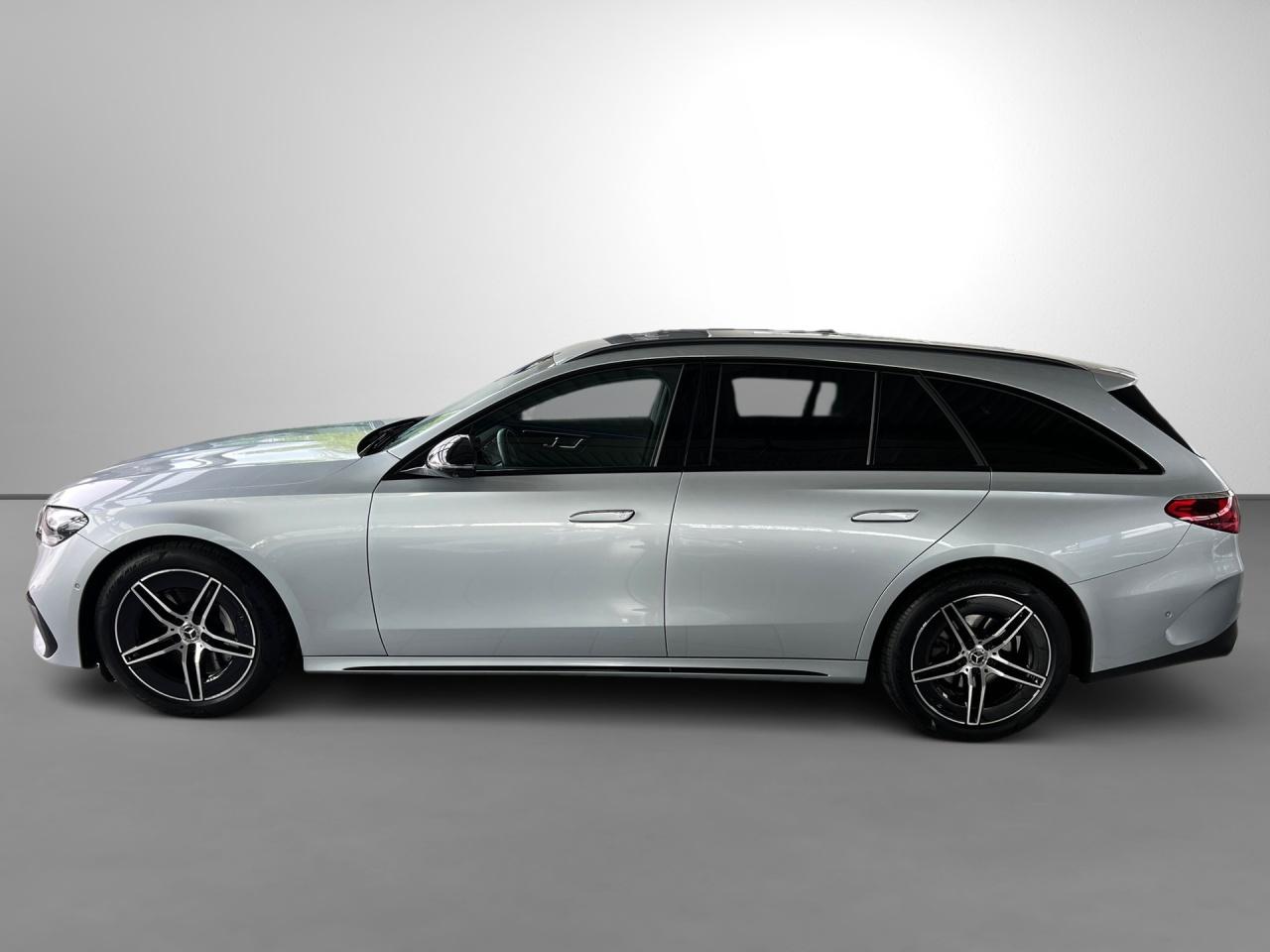 Mercedes-Benz E 220 d T AMG Night AHK Digital Light Memory 360