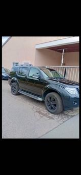 Nissan nissan pathfinder - Nissan Pathfinder aus 2012