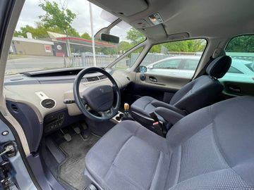 Fahrzeugabbildung Renault Espace IV 2.0 Expression*AHK*PDC*