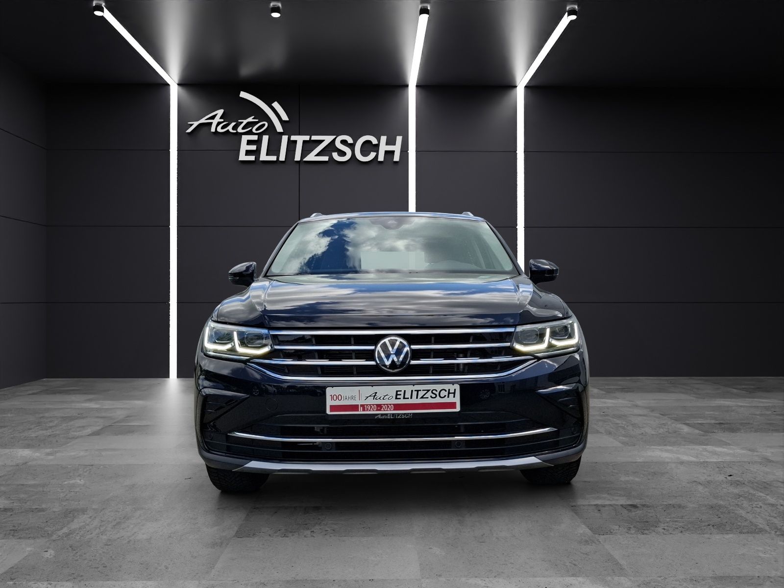 Fahrzeugabbildung Volkswagen Tiguan TDI Elegance DSG Matrix Navi AID ACC PDC