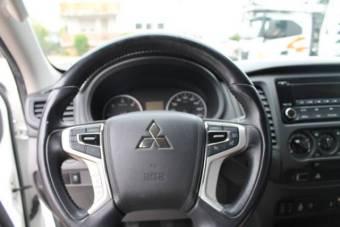 Mitsubishi L200 2.4 DID Base Extra DC 4WD MT