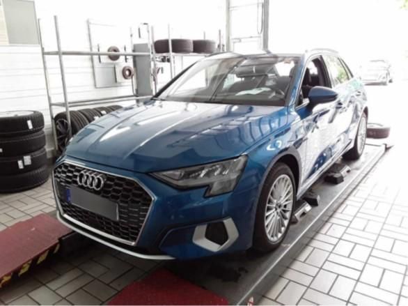 Fahrzeugabbildung Audi A3 Sportback 40 TFSI 140kW quattro S tronic Navi