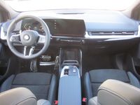 BMW 218 Active Tourer - Vorschau Bild 15