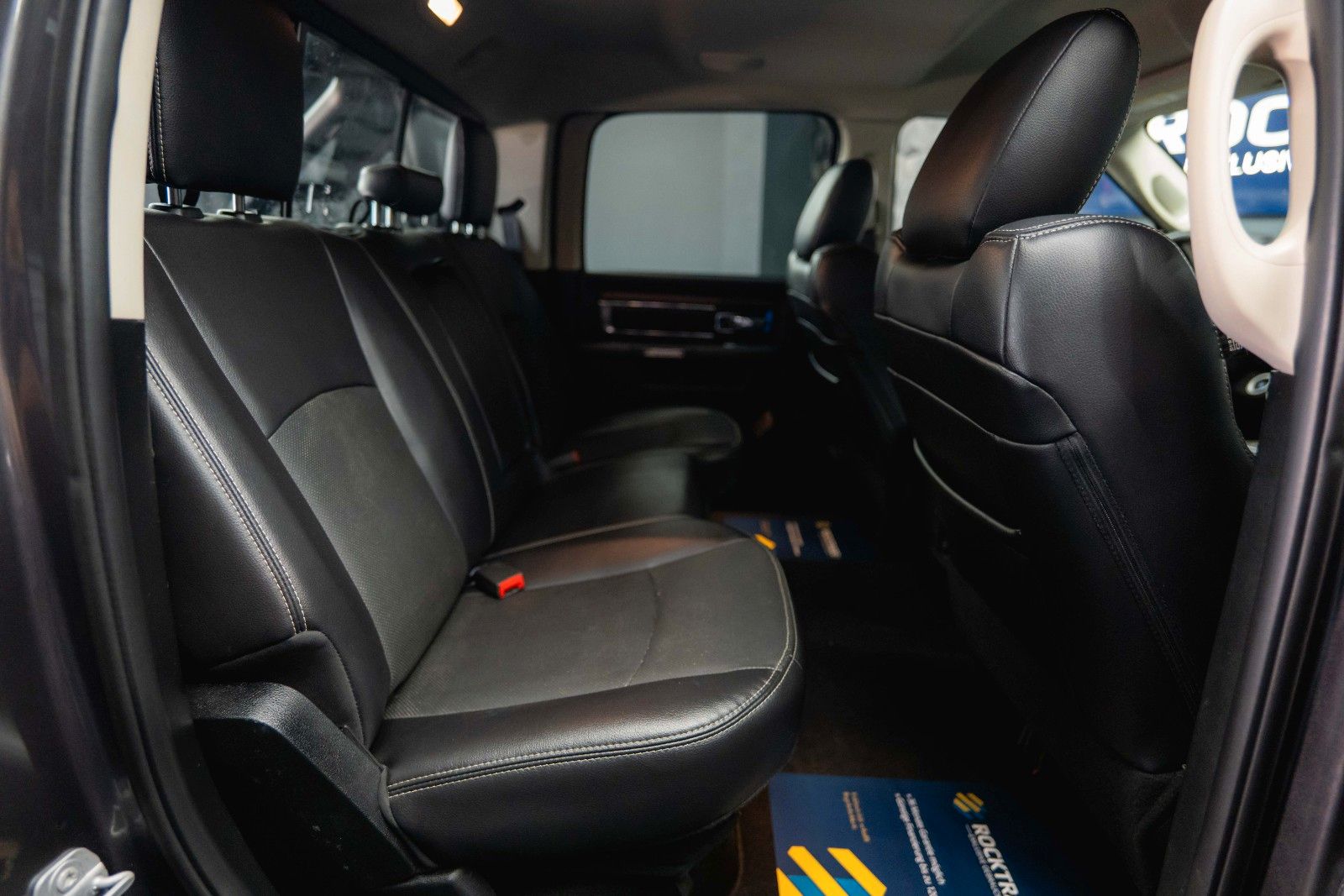 Fahrzeugabbildung Dodge RAM 5.7 V8 HEMI 4x4 Sport LARAMIE NightPaket 19%