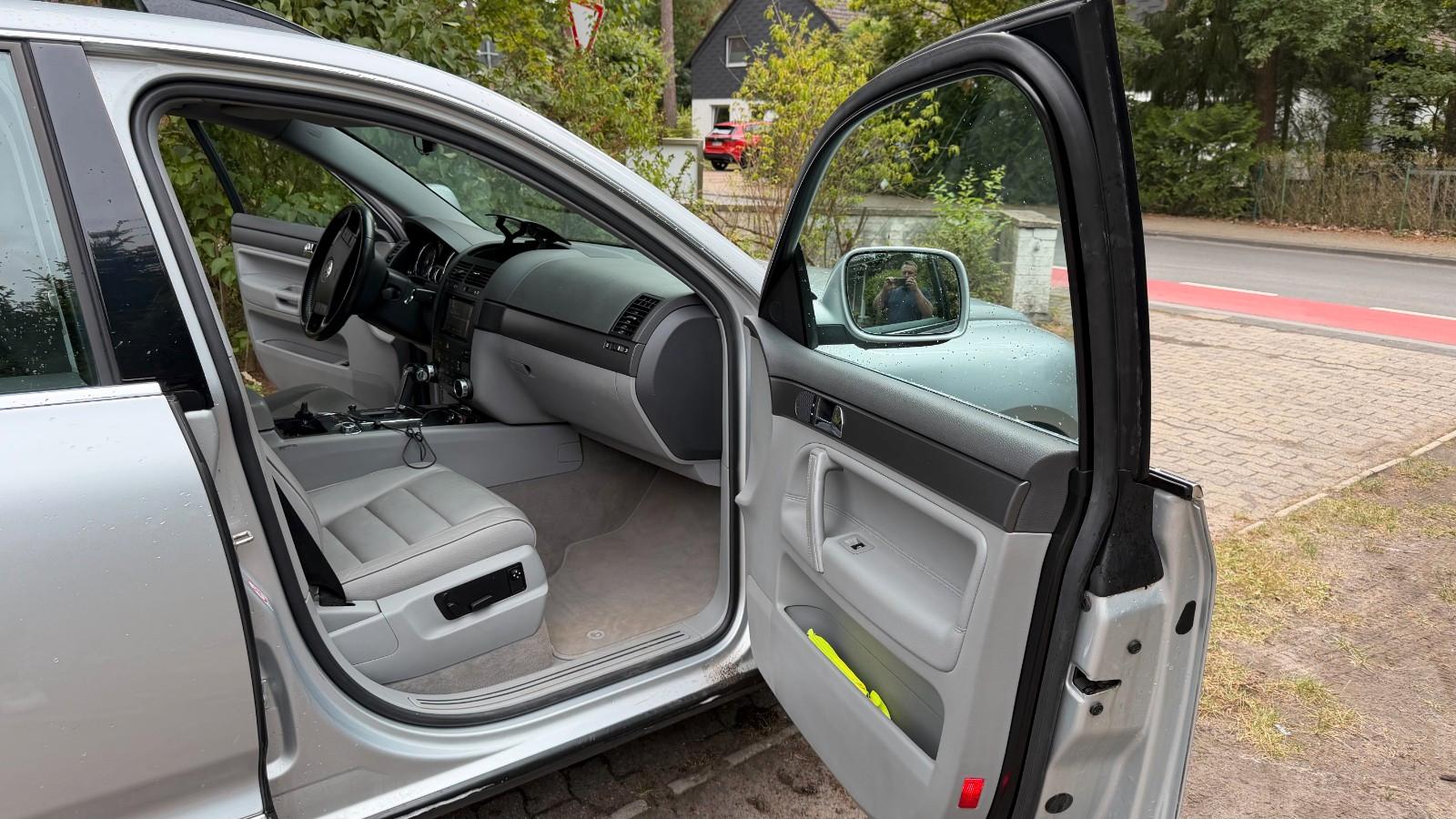 Volkswagen Touareg 2006 — photo 7