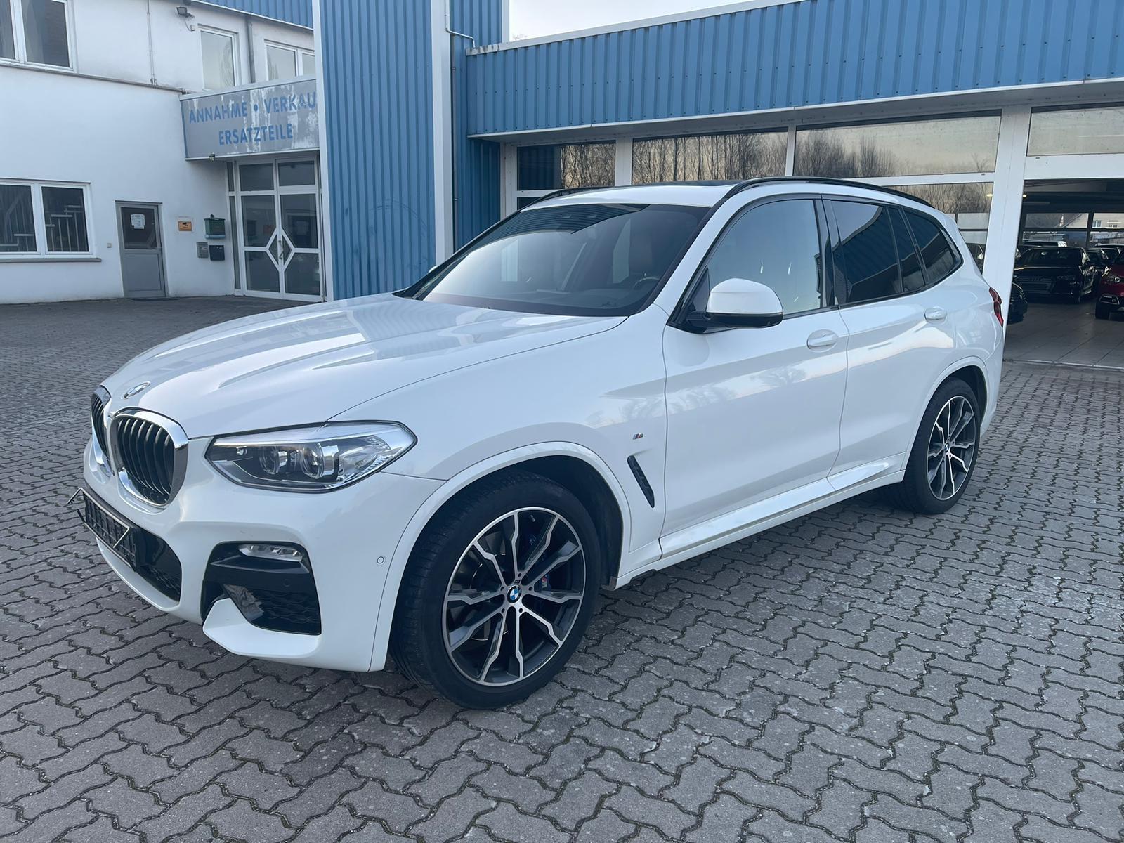 BMW X3 xDrive 30 d M Sport°Pano°RFK°NAVI°85500 KM