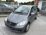 Mercedes-Benz A 160 A -Klasse A 160 Automatik TÜV 01/27 5Türig - Mercedes-Benz A 160 in Düsseldorf