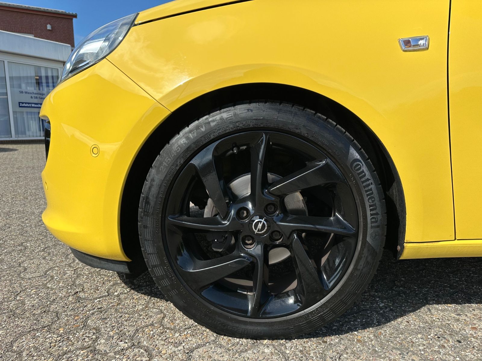 Fahrzeugabbildung Opel Adam 1.4 Slam Sport/IntelliLink/Parkpilot/Totwnk