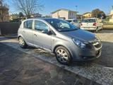 Opel Corsa 2010 - Opel Corsa mit Halbautomatikschaltung