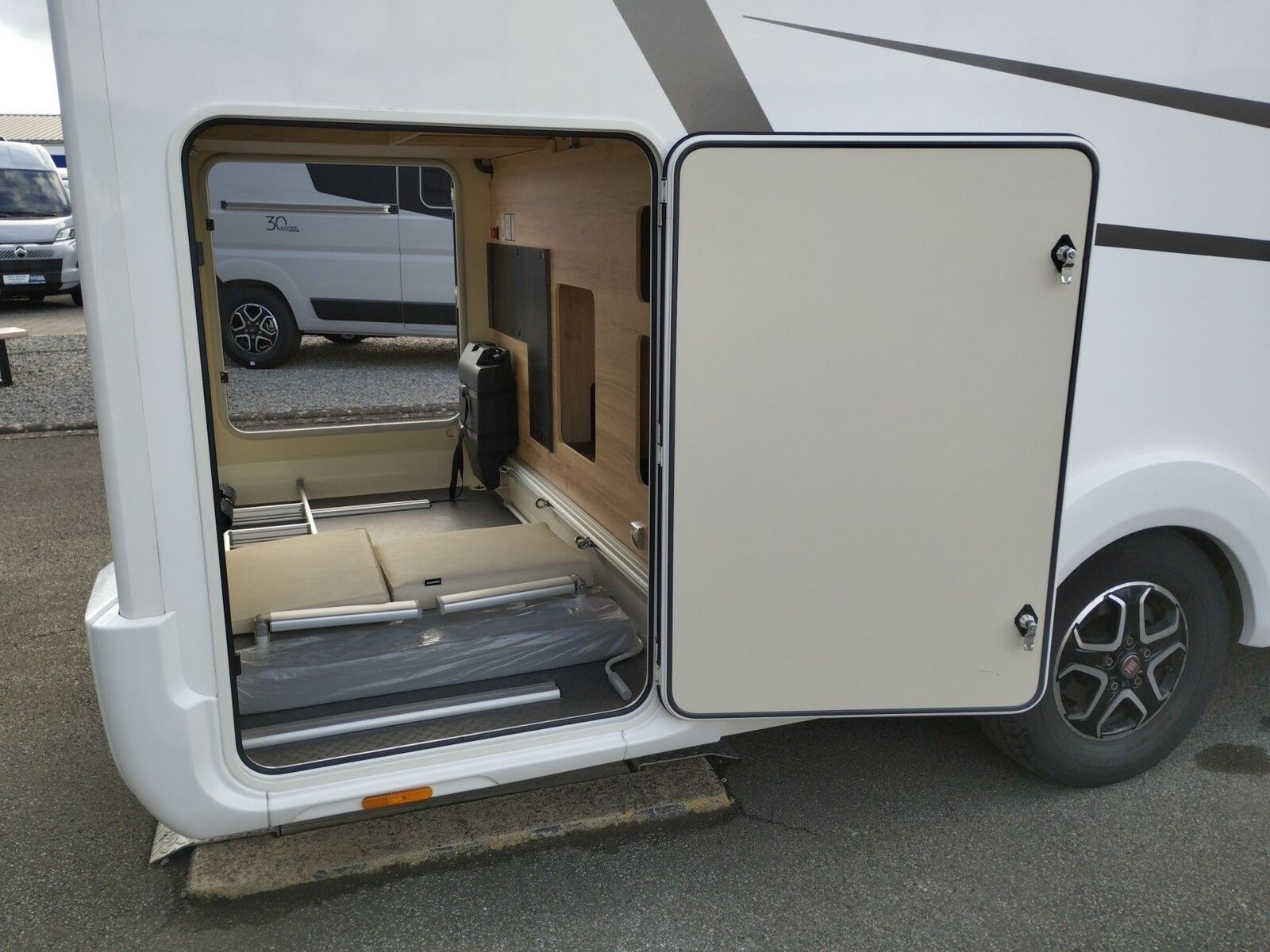 Fahrzeugabbildung Eura Mobil Profila T 720 EF Markise,Maxi 4,25T