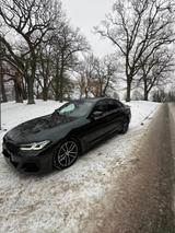 BMW 530d A  M-Sportpaket Scheckheft BMW - BMW 530 in Lübeck